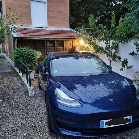 Hote Stephanois Studio, Parking& Borne Electrique Saint-Etienne  Esterno foto