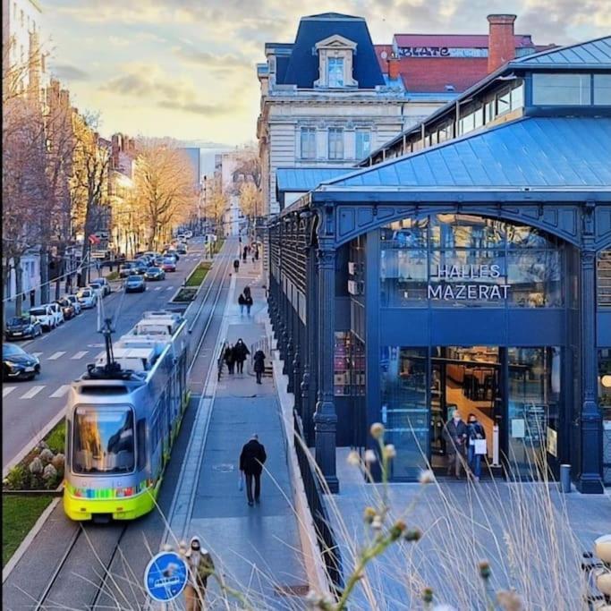 Hote Stephanois Studio, Parking& Borne Electrique Saint-Etienne  Esterno foto